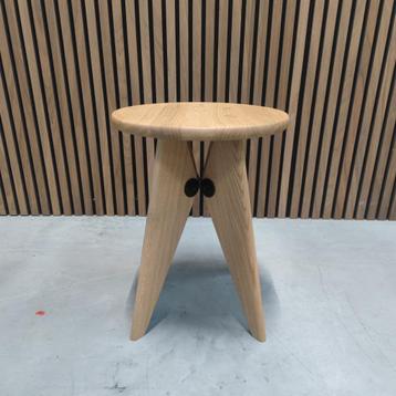 Vitra Tabouret Bois - Natural oak beschikbaar voor biedingen