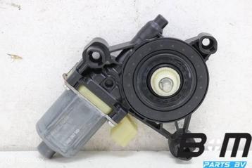 Raammotor linksvoor Skoda Octavia 3 5Q0959802B beschikbaar voor biedingen