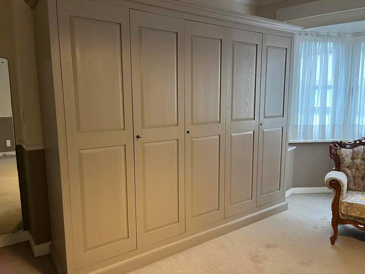 BUITENKANS - Prachtige landelijke kleerkast, Huis en Inrichting, Kasten | Kleerkasten, Zo goed als nieuw, Ophalen