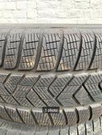 2 pneus hiver Pirelli M+S 195 65 R15 très peu roulé, Pneu(s), Véhicule de tourisme, 15 pouces, Enlèvement