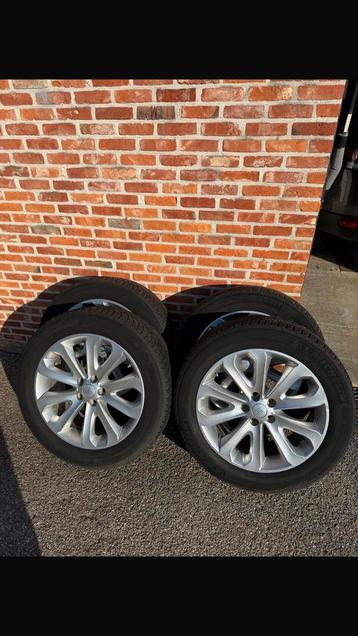 Autobanden met velg Land Rover 20R beschikbaar voor biedingen