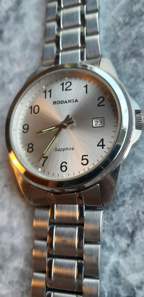 Verre saphir Rodania 10 ATM, Bijoux, Sacs & Beauté, Montres | Hommes, Montre-bracelet, Autres marques, Acier, Acier, Enlèvement ou Envoi