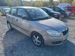 SKODA FABIA, Auto's, Voorwielaandrijving, Stof, Zwart, Beige