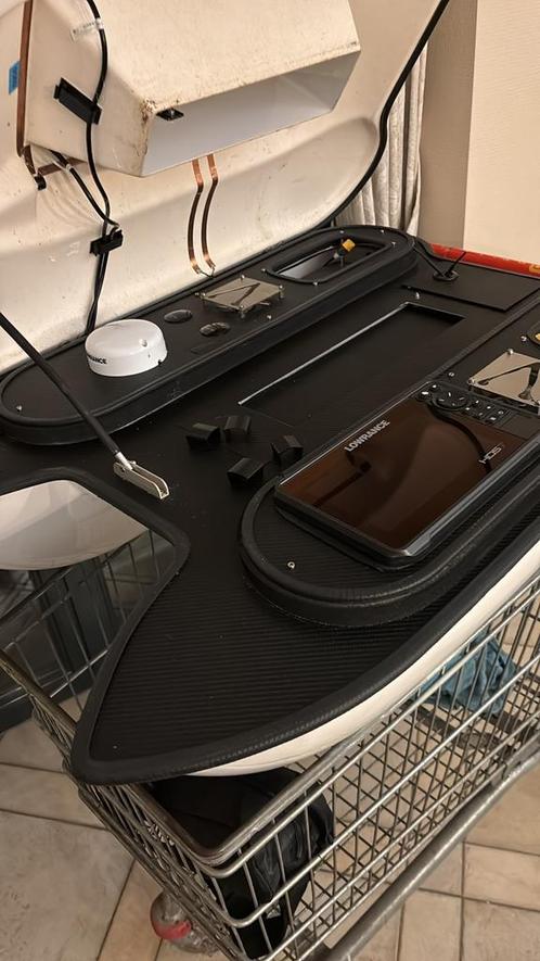 Unieke Vdrone Baitboat: 1 van 2 unieke exemplaren, Watersport en Boten, Hengelsport | Karpervissen, Zo goed als nieuw, Ophalen