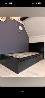 Brede eenpersoonsbed, Huis en Inrichting, Ophalen, Zo goed als nieuw, Eenpersoons, Zwart