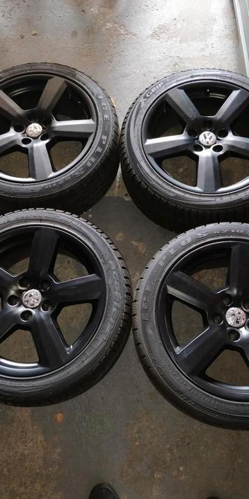 Winterbanden + velgen  beschikbaar voor biedingen