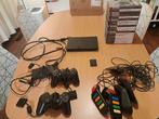 Playstation 2 Slim met 2 controllers, 18 games en Buzz, Games en Spelcomputers, Gebruikt, Zwart, Met games, Met 2 controllers