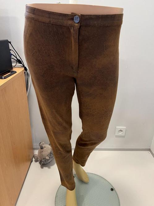 zara women m broek, Kleding | Dames, Broeken en Pantalons, Zo goed als nieuw, Maat 38/40 (M), Bruin, Lang, Ophalen of Verzenden