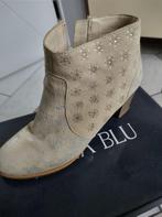 Schoenen, Schoenen met lage hakken, Wit, Zo goed als nieuw, Ophalen