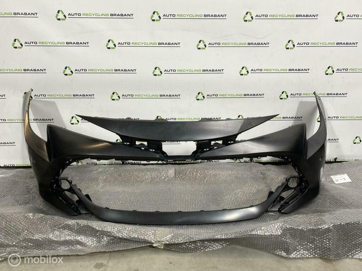 Voorbumper Toyota Corolla E210 NIEUW ORIGNEEL 52119-02P40, Auto-onderdelen, Carrosserie, Bumper, Toyota, Voor, Gebruikt, Ophalen of Verzenden