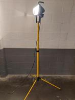 werklamp op statief, Doe-het-zelf en Bouw, Ophalen, Met statief, Zo goed als nieuw, 200 tot 500 watt