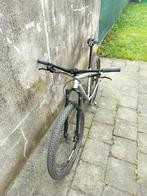 Specialized Rockhopper Expert 2022, Fietsen en Brommers, Vering, 10 tot 15 versnellingen, 57 tot 61 cm, Ophalen