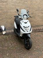 Piaggio zip 70cc 2t, Fietsen en Brommers, Ophalen, Zip, Zo goed als nieuw