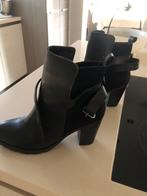Mooie zwarte laarsjes - maat 38 - niet gedragen, Kleding | Dames, Ophalen, Zwart, Lage of Enkellaarzen, Nieuw