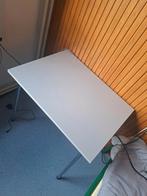 Kleine bureau in perfecte staat, Huis en Inrichting, Bureaus, Ophalen, Zo goed als nieuw, Bureau