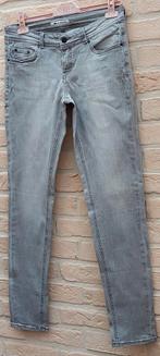 Jeansbroek maat w30/l32 we, Kleding | Dames, Spijkerbroeken en Jeans, Overige kleuren, WE, Ophalen of Verzenden, Zo goed als nieuw