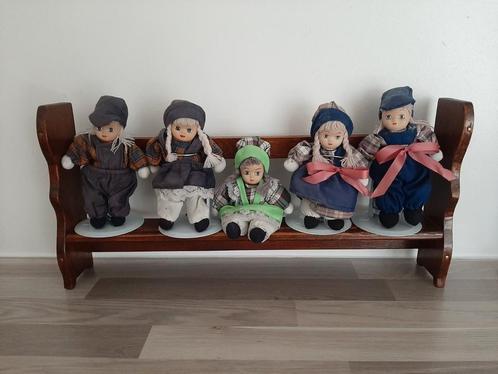 Vijf vintage poppetjes met porseleinen hoofdje, Antiek en Kunst, Curiosa en Brocante, Ophalen of Verzenden