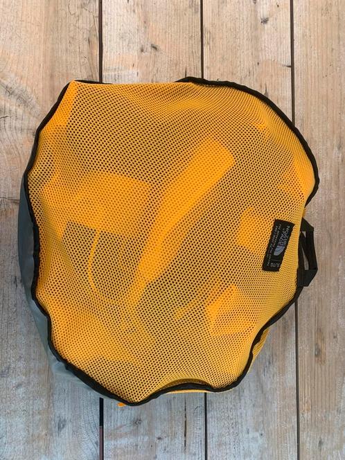Duffel - north face XL - 132l, Sport en Fitness, Bergsport en Wandelen, Zo goed als nieuw, Rugzak, Ophalen