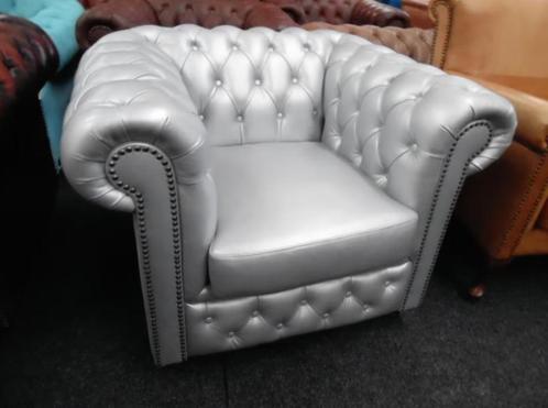 Chesterfield Brighton Zilver Leren Chesterfield Fauteuil, Antiek en Kunst, Antiek | Meubels | Stoelen en Sofa's, Ophalen