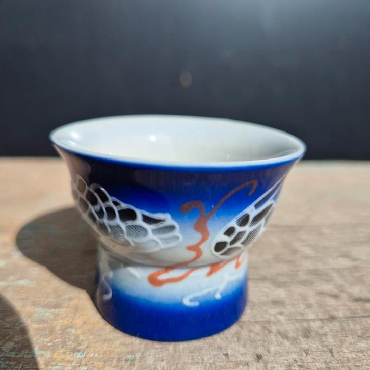 Magic eye , japans sake-kopje, Huis en Inrichting, Woonaccessoires | Vazen, Zo goed als nieuw, Ophalen of Verzenden