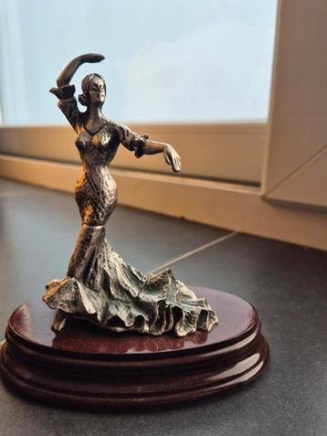 Mooie beelden beschikbaar voor biedingen