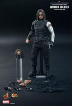 Hot Toys MMS241 Winter Soldier (Captain America) Winter Sold, Verzamelen, Beelden en Beeldjes, Ophalen of Verzenden, Zo goed als nieuw