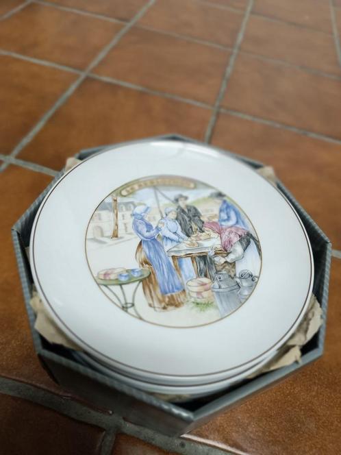 Pillivuyt kaasservies, schaal met bordjes, Huis en Inrichting, Keuken | Servies, Nieuw, Overige typen, Porselein, Ophalen