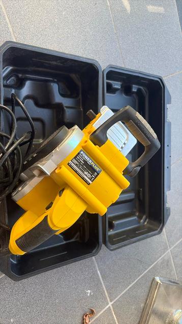 Schuurmachine  beschikbaar voor biedingen