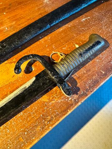 Bajonet beschikbaar voor biedingen