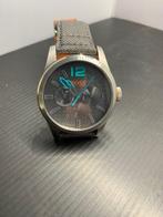 Montre BOSS ORANGE, Enlèvement ou Envoi, Comme neuf, Montre-bracelet, Autres marques