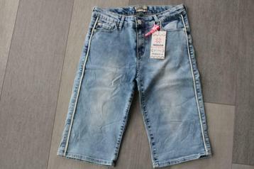 NIEUWE short Indian Blue Jeans maat 146 - 8 euro