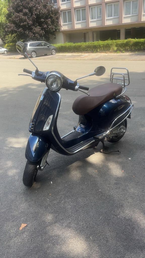 Vespa Primavera 2018, Fietsen en Brommers, Scooters | Vespa, Gebruikt, Overige modellen, Klasse A (25 km/u), Benzine, Ophalen