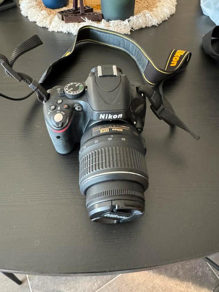NIKON D5100 DSRL camera  + Lens + Lader + Cameratas, Audio, Tv en Foto, Fotocamera's Digitaal, Zo goed als nieuw, Nikon, Ophalen