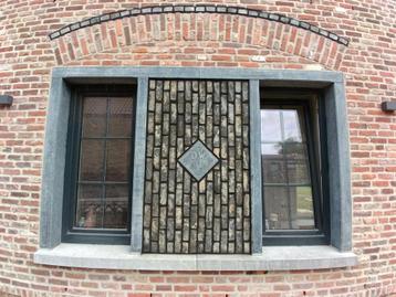 Beerse baksteen blauw gesmoord. beschikbaar voor biedingen