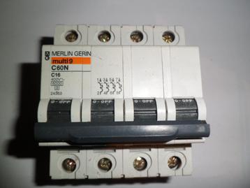 Automatique Merlin Gerin Multi9 C60N C16A 400VAC 4 pôles 2x, Enlèvement ou Envoi, Comme neuf