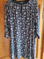 Blauw gebloemd kleed. Esprit maat 44, Vêtements | Femmes, Grandes tailles, Neuf, Enlèvement ou Envoi, Robe, Bleu
