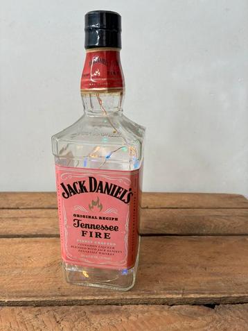 Jack Daniëls fles met verlichting beschikbaar voor biedingen