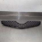 PARE-CHOCS PARTIE CENTRE AVANT Yaris II (P9) (|531110D230|), Utilisé, Avant, Toyota, Pare-chocs