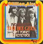 The Bee Gees – Massachussets / Don't Forget To Remember Me, Ophalen, Gebruikt, 7 inch, Single