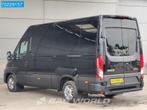 Iveco Daily 35S16 Automaat L2H2 Airco Cruise Velgen 3500kg t, Auto's, Bestelwagens en Lichte vracht, Euro 6, Iveco, Zwart, Bedrijf