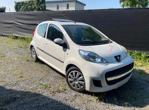 Peugeot 107, Autos, Peugeot, Particulier, Air conditionné, Vitres électriques, Toit panoramique, Essence, Euro 5, 5 portes, Boîte manuelle