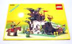LEGO Castle Forestmen 6066 Camouflaged Outpost, Comme neuf, Ensemble complet, Lego, Enlèvement ou Envoi