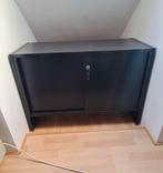 Petit meuble noir à portes coulissantes, Maison & Meubles, Enlèvement, Utilisé