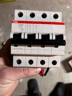 Lot elektrisch materiaal, Doe-het-zelf en Bouw, Ophalen, Nieuw, Overige typen