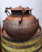 Antieke Indiase waterpot uit begin jaren 90, Ophalen
