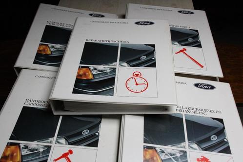 5 technische boeken van Ford van het carrosserie programma, Boeken, Auto's | Boeken, Zo goed als nieuw, Ford, Ophalen of Verzenden