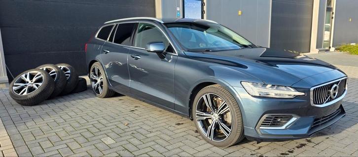 Volvo V60 T8 2.0 Hybride. MODEL 2021J., Auto's, Volvo, Bedrijf, Te koop, V60, ABS, Achteruitrijcamera, Adaptieve lichten, Adaptive Cruise Control