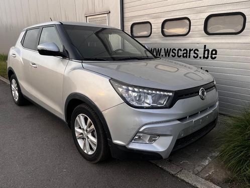 SsangYong Tivoli 1.6 e-XDi / AUTOMATIC/ ALU / NAV / CAMERA, Auto's, SsangYong, Bedrijf, Te koop, Tivoli, ABS, Achteruitrijcamera