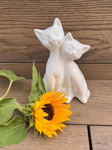 Vintage beeldje koppel katten poezen in keramiek beschikbaar voor biedingen