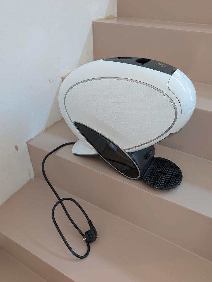 NESCAFÉ Dolce Gusto NEO Latte, Electroménager, Cafetières, Comme neuf, Dosettes et capsules de café, Cafetière, Enlèvement